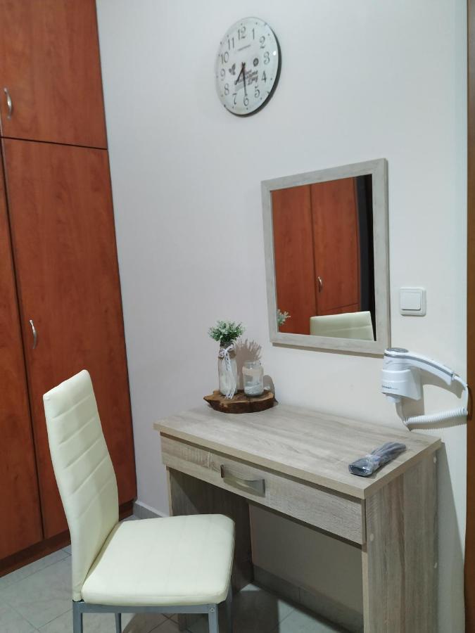 Ierapetra Suites & Studios Екстер'єр фото