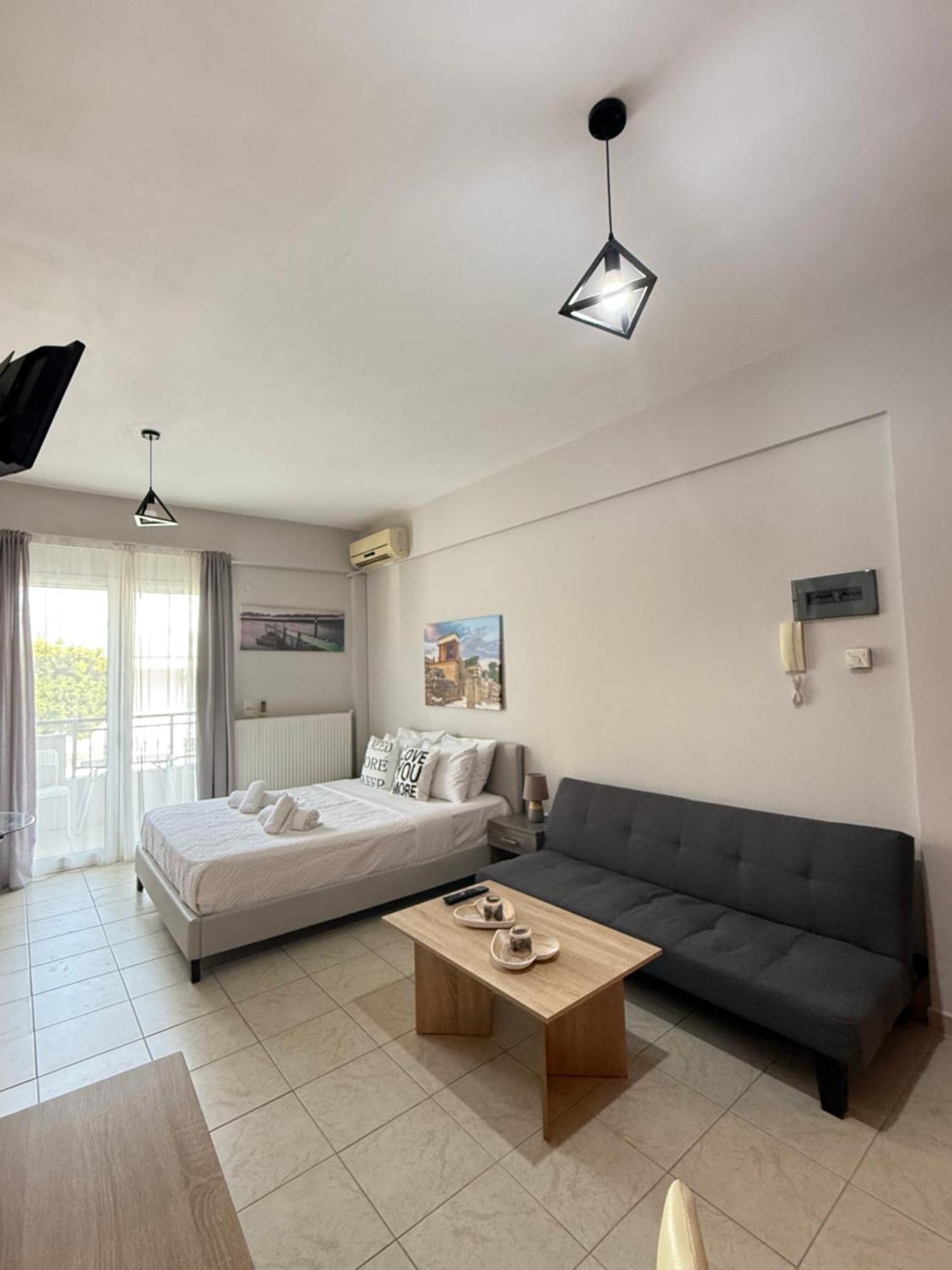 Ierapetra Suites & Studios Екстер'єр фото